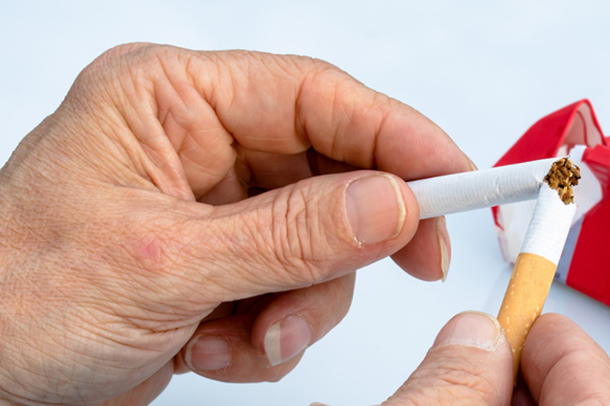 Imagem de um cigarro partido 